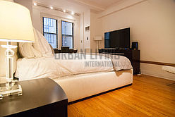 Apartment Midtown West - Living room