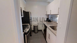 Apartment Theatre District - Kitchen