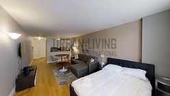 Apartment Theatre District - Living room