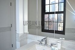 Apartment Midtown East - Bathroom