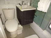 Apartment Midtown East - Bathroom