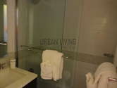 Apartment Midtown East - Bathroom