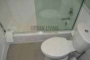 Apartment Midtown East - Bathroom