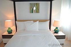 Apartment Theatre District - Bedroom 