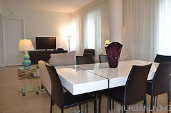 Apartment Theatre District - Living room