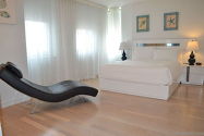 Apartment Theatre District - Bedroom 2