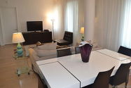 Apartment Theatre District - Living room