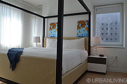 Apartment Theatre District - Bedroom 