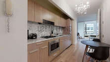 Modern residence Financial District - Kitchen