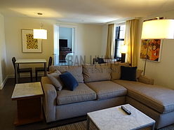 Apartment Midtown East - Living room