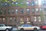 Apartment Harlem - Building