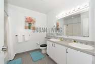 Apartment Financial District - Bathroom