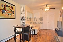 Townhouse Crown Heights - Living room