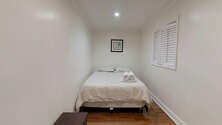 Apartment Fashion District - Bedroom 