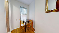 Apartment Fashion District - Kitchen