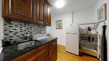 Apartment Fashion District - Kitchen
