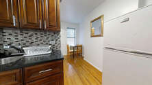 Apartment Fashion District - Kitchen