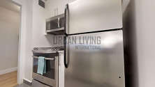 Apartment Theatre District - Kitchen