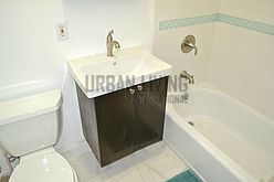 Apartment Harlem - Bathroom