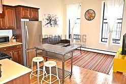 Apartment Harlem - Living room