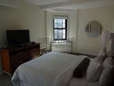 Apartment Midtown East - Bedroom 
