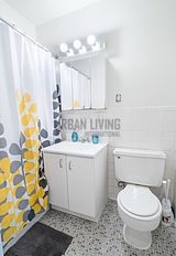 Apartment Yorkville - Bathroom