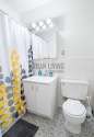 Apartment Yorkville - Bathroom