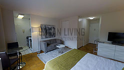 Apartment Theatre District - Living room