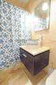 Modern residence Financial District - Bathroom