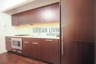 Modern residence Financial District - Kitchen