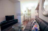 Modern residence Financial District - Living room