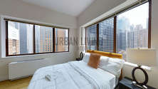 Apartment Theatre District - Bedroom 