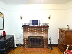 Townhouse Bronx - Bedroom 