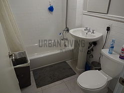 Apartment Harlem - Bathroom