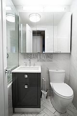 Apartment Yorkville - Bathroom