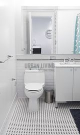 Modern residence Upper West Side - Bathroom