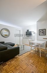 Apartment Hell's Kitchen - Living room