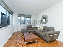 Apartment Hell's Kitchen - Living room