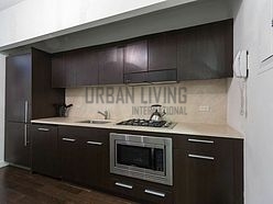 Modern residence Financial District - Kitchen