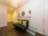 Modern residence Financial District - Living room