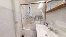 Apartment Yorkville - Bathroom