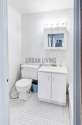 Apartment Yorkville - Bathroom
