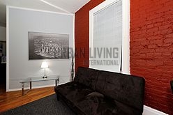 Apartment Hell's Kitchen - Living room