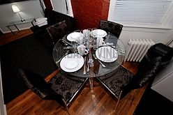 Apartment Hell's Kitchen - Living room