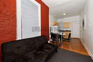 Apartment Hell's Kitchen - Living room