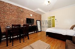 Apartment Hell's Kitchen - Living room