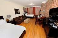 Apartment Hell's Kitchen - Living room
