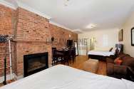 Apartment Hell's Kitchen - Living room