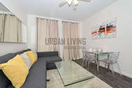 Apartment Midtown West - Living room