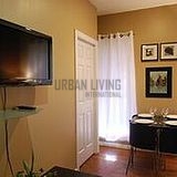 Apartment Midtown West - Living room
